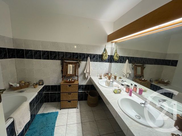 Appartement F3 à vendre - 3 pièces - 65.0 m2 - ST DENIS - 974 - REUNION - Century 21 Lancastel