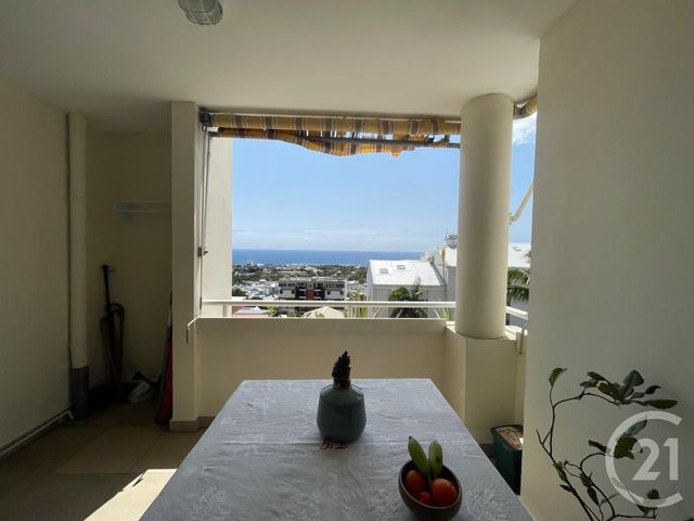 Appartement F3 à vendre - 3 pièces - 65.0 m2 - ST DENIS - 974 - REUNION - Century 21 Lancastel