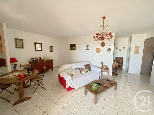 Appartement F3 à vendre - 3 pièces - 65.0 m2 - ST DENIS - 974 - REUNION - Century 21 Lancastel