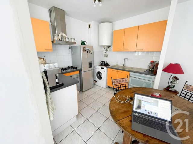 Appartement F3 à vendre - 3 pièces - 65.0 m2 - ST DENIS - 974 - REUNION - Century 21 Lancastel
