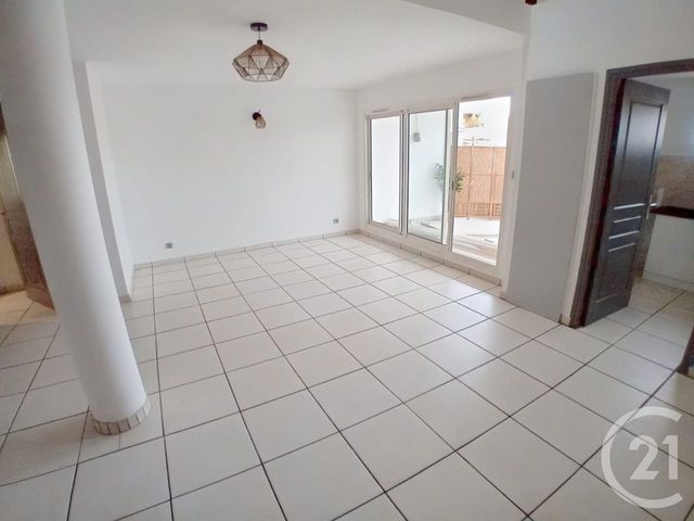 Appartement F3 bis à vendre - 4 pièces - 89.11 m2 - ST DENIS - 974 - REUNION - Century 21 Lancastel