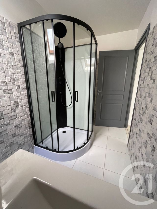 Appartement F3 bis à vendre - 4 pièces - 89.11 m2 - ST DENIS - 974 - REUNION - Century 21 Lancastel