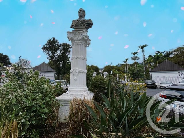 Appartement F3 bis à vendre - 4 pièces - 89.11 m2 - ST DENIS - 974 - REUNION - Century 21 Lancastel