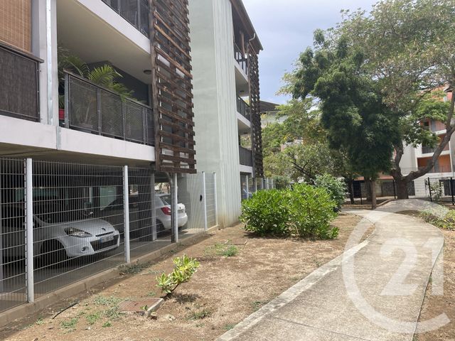 Appartement F3 à vendre - 3 pièces - 59.88 m2 - ST PAUL - 974 - REUNION - Century 21 Lancastel