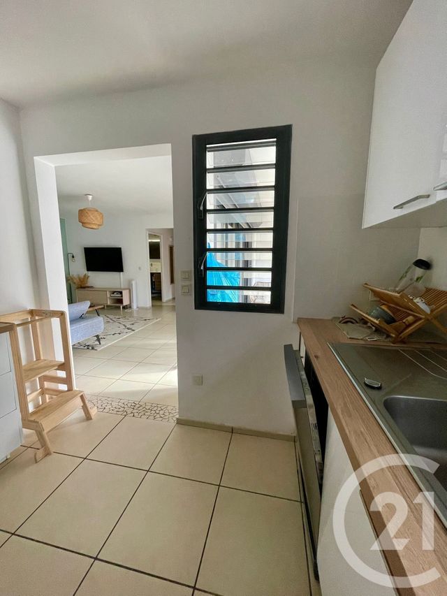 Appartement F3 à vendre - 3 pièces - 59.88 m2 - ST PAUL - 974 - REUNION - Century 21 Lancastel