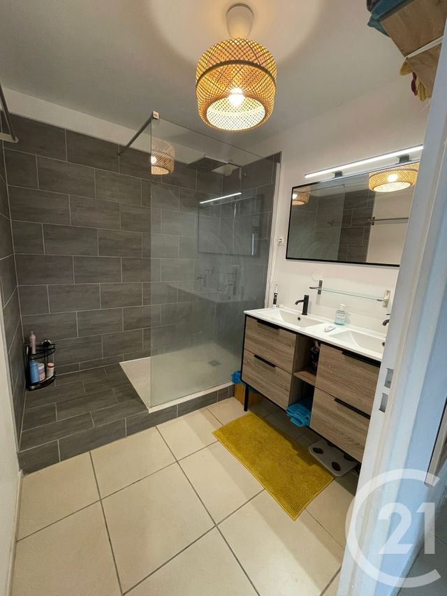 Appartement F3 à vendre - 3 pièces - 59.88 m2 - ST PAUL - 974 - REUNION - Century 21 Lancastel