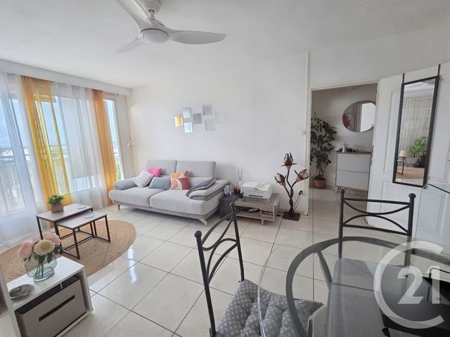 Appartement F2 à vendre ST DENIS