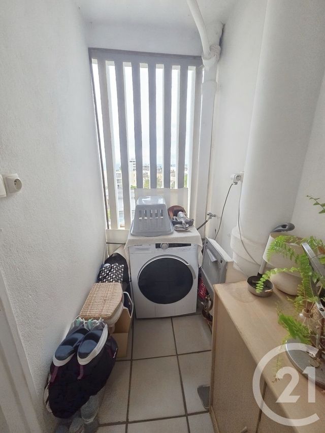 Appartement F2 à vendre - 2 pièces - 47.21 m2 - ST DENIS - 974 - REUNION - Century 21 Lancastel