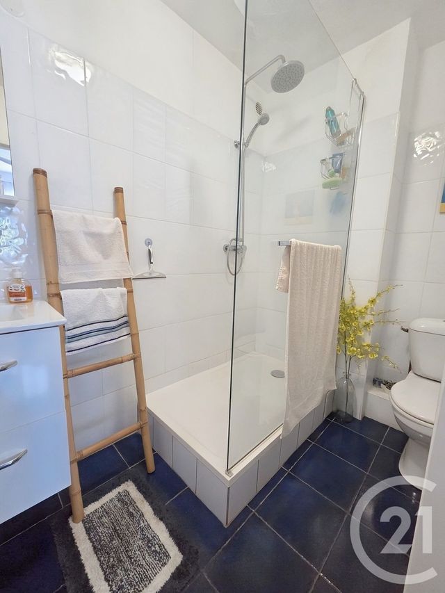 Appartement F2 à vendre - 2 pièces - 47.21 m2 - ST DENIS - 974 - REUNION - Century 21 Lancastel