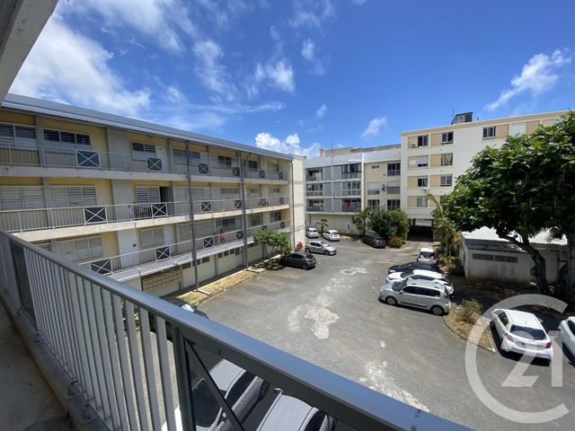 Appartement F3 à vendre - 3 pièces - 56.7 m2 - ST DENIS - 974 - REUNION - Century 21 Lancastel