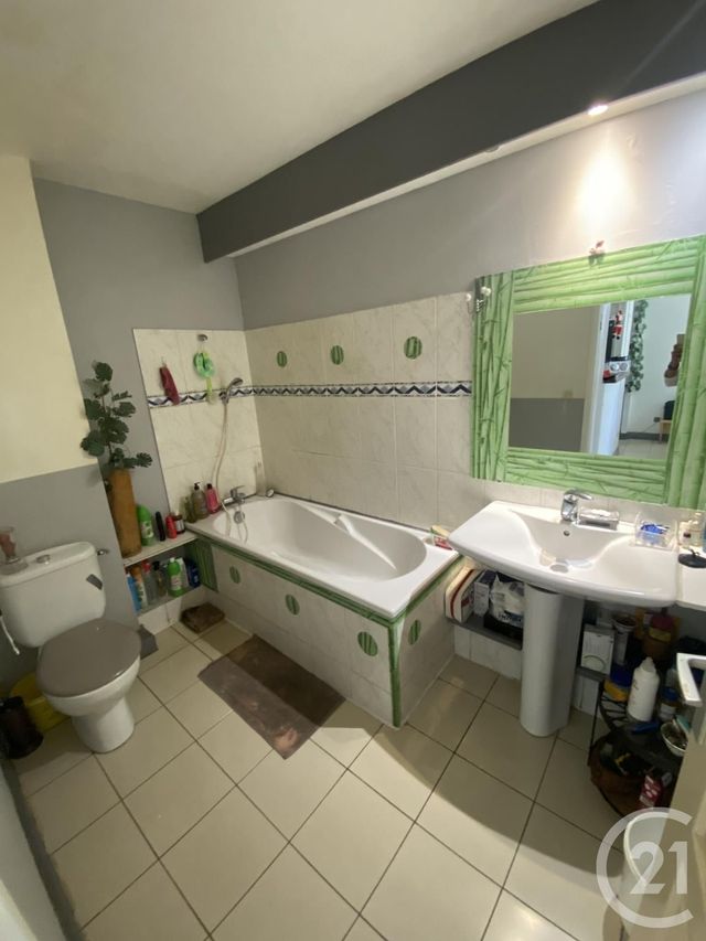 Appartement F2 à vendre - 2 pièces - 38.0 m2 - STE MARIE - 974 - REUNION - Century 21 Lancastel
