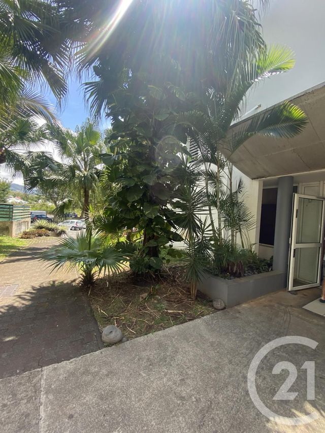 Appartement F2 à vendre - 2 pièces - 38.0 m2 - STE MARIE - 974 - REUNION - Century 21 Lancastel