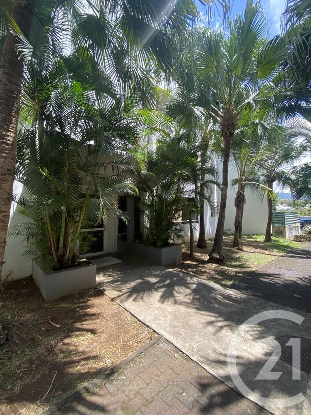 Appartement F2 à vendre - 2 pièces - 38.0 m2 - STE MARIE - 974 - REUNION - Century 21 Lancastel