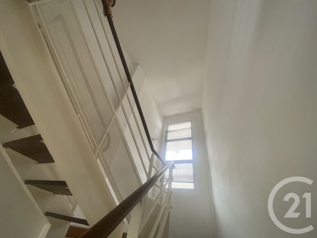 Appartement F3 à vendre - 3 pièces - 68.16 m2 - ST DENIS - 974 - REUNION - Century 21 Lancastel