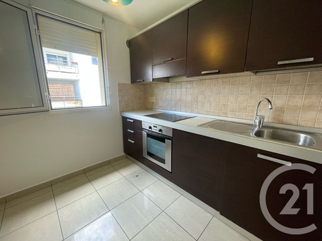 Appartement F2 à vendre - 2 pièces - 42.84 m2 - ST DENIS - 974 - REUNION - Century 21 Lancastel