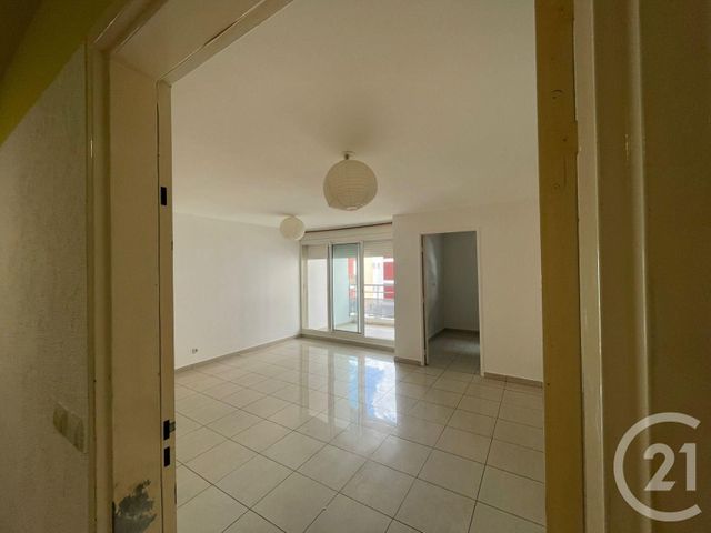 Appartement F2 à vendre - 2 pièces - 42.84 m2 - ST DENIS - 974 - REUNION - Century 21 Lancastel