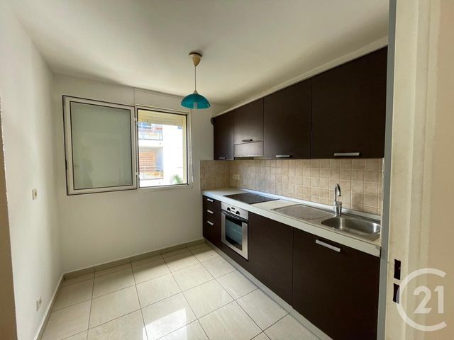 Appartement F2 à vendre - 2 pièces - 42.84 m2 - ST DENIS - 974 - REUNION - Century 21 Lancastel
