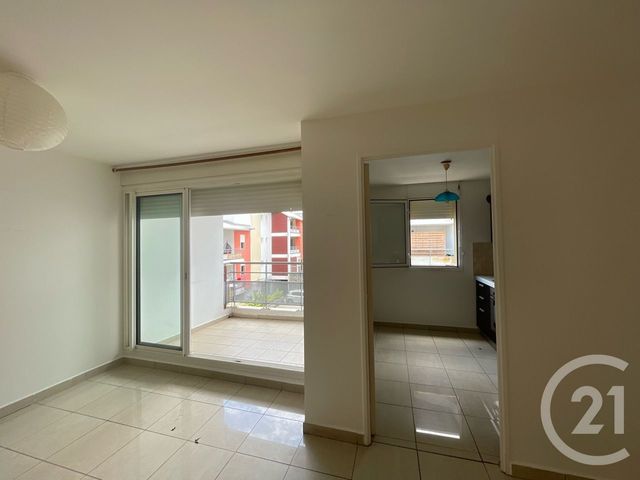 Appartement F2 à vendre - 2 pièces - 42.84 m2 - ST DENIS - 974 - REUNION - Century 21 Lancastel