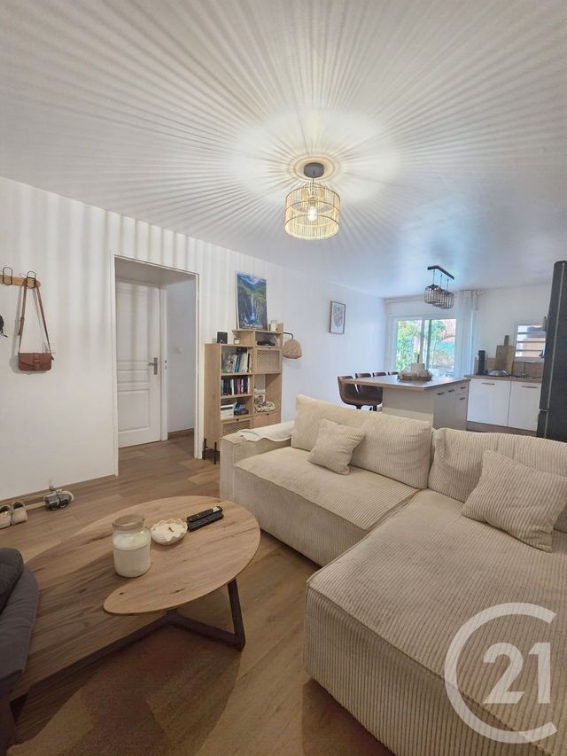 Appartement F2 à vendre - 2 pièces - 46.04 m2 - ST DENIS - 974 - REUNION - Century 21 Lancastel