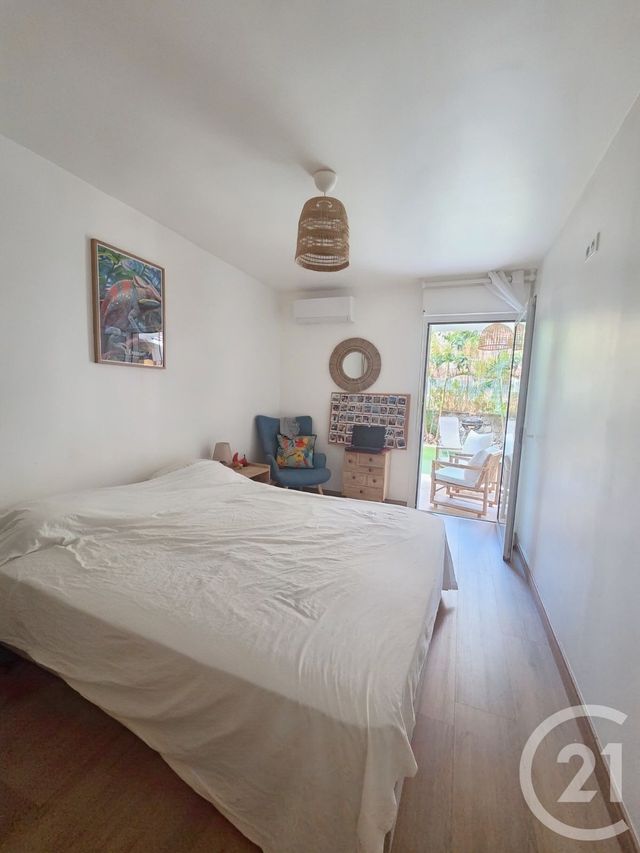Appartement F2 à vendre - 2 pièces - 46.04 m2 - ST DENIS - 974 - REUNION - Century 21 Lancastel