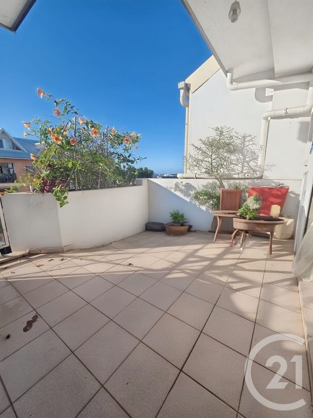 Appartement F6 à vendre - 6 pièces - 144.0 m2 - ST DENIS - 974 - REUNION - Century 21 Lancastel