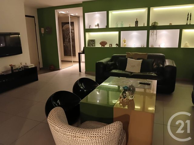 Appartement F4 à vendre - 4 pièces - 86.84 m2 - ST DENIS - 974 - REUNION - Century 21 Lancastel