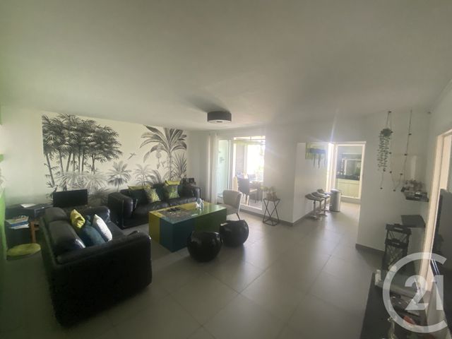 Appartement F4 à vendre - 4 pièces - 86.84 m2 - ST DENIS - 974 - REUNION - Century 21 Lancastel