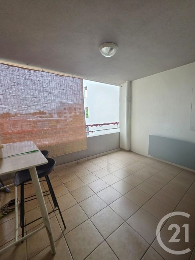 Appartement F3 à vendre - 3 pièces - 66.1 m2 - ST DENIS - 974 - REUNION - Century 21 Lancastel