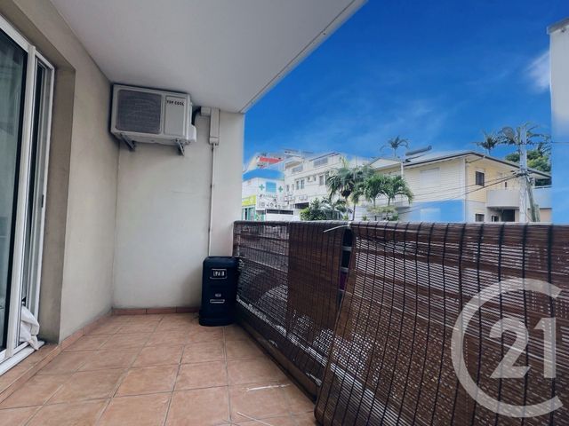 Appartement F2 à vendre - 2 pièces - 40.63 m2 - ST DENIS - 974 - REUNION - Century 21 Lancastel