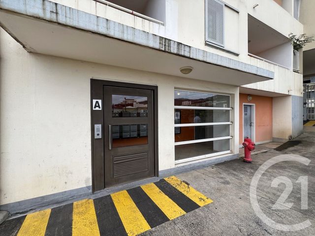 Appartement F2 à vendre - 2 pièces - 40.63 m2 - ST DENIS - 974 - REUNION - Century 21 Lancastel