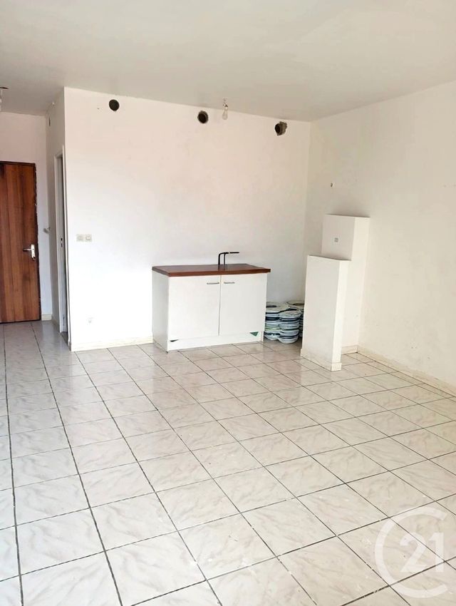 Appartement F1 à vendre - 1 pièce - 33.0 m2 - ST DENIS - 974 - REUNION - Century 21 Lancastel