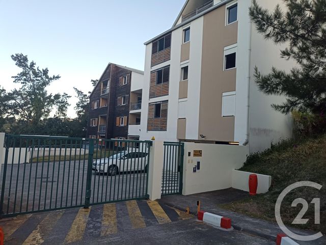 Appartement F3 à vendre - 3 pièces - 54.64 m2 - ST DENIS - 974 - REUNION - Century 21 Lancastel