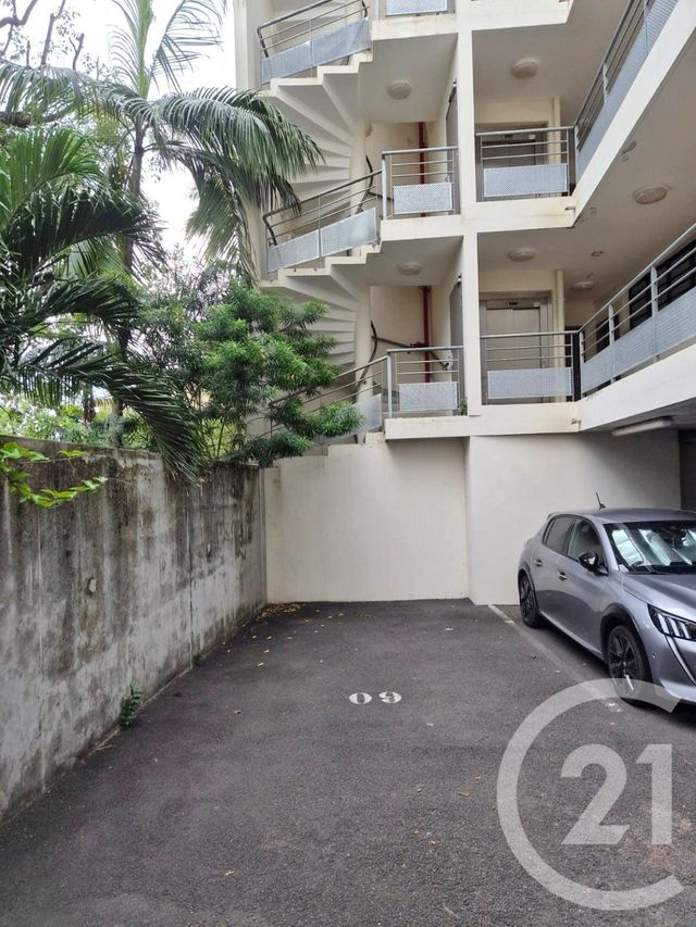 Appartement F3 à vendre - 3 pièces - 66.6 m2 - ST DENIS - 974 - REUNION - Century 21 Lancastel