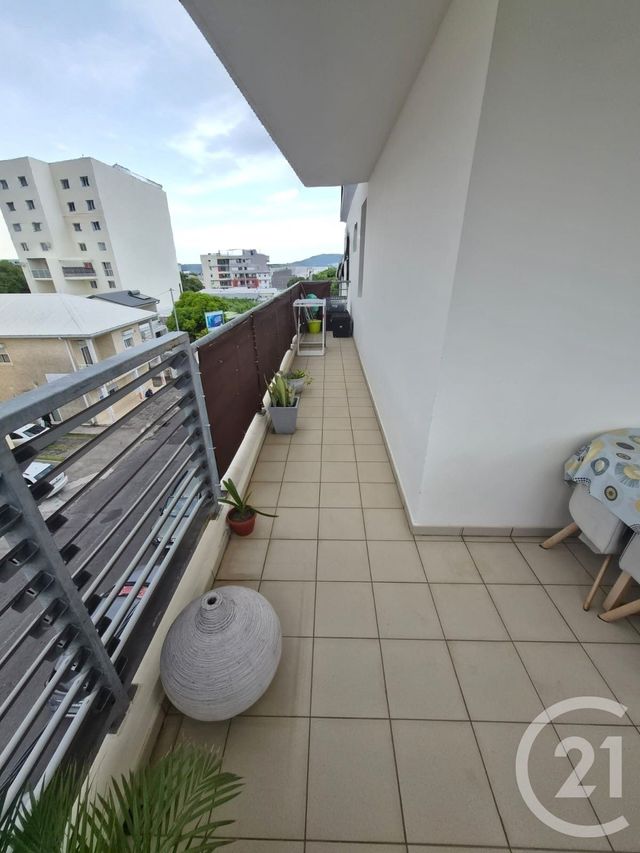 Appartement F3 à vendre - 3 pièces - 66.6 m2 - ST DENIS - 974 - REUNION - Century 21 Lancastel
