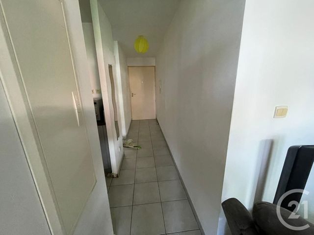 Appartement T2 à vendre - 2 pièces - 39.48 m2 - ST DENIS - 974 - REUNION - Century 21 Lancastel