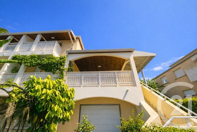 maison à vendre - 5 pièces - 155.6 m2 - ST DENIS - 974 - REUNION - Century 21 Lancastel