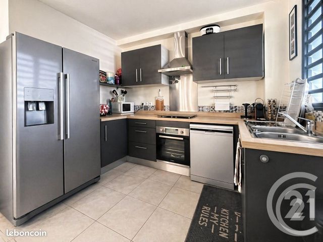Appartement F3 à vendre - 3 pièces - 70.6 m2 - LA POSSESSION - 974 - REUNION - Century 21 Lancastel