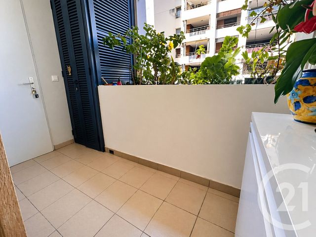 Appartement F3 à vendre - 3 pièces - 70.6 m2 - LA POSSESSION - 974 - REUNION - Century 21 Lancastel