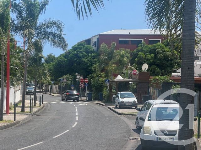 Appartement F3 à vendre - 3 pièces - 70.6 m2 - LA POSSESSION - 974 - REUNION - Century 21 Lancastel