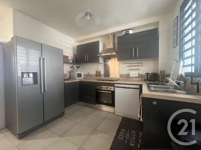 Appartement F3 à vendre - 3 pièces - 70.6 m2 - LA POSSESSION - 974 - REUNION - Century 21 Lancastel