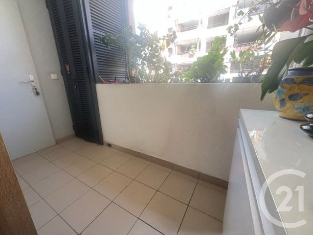 Appartement F3 à vendre - 3 pièces - 70.6 m2 - LA POSSESSION - 974 - REUNION - Century 21 Lancastel