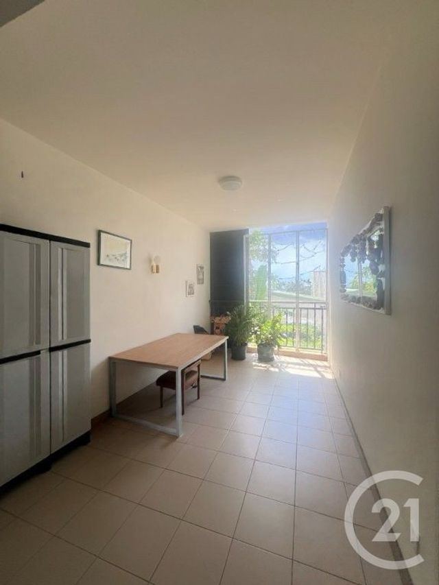 Appartement F3 à vendre - 3 pièces - 70.6 m2 - LA POSSESSION - 974 - REUNION - Century 21 Lancastel