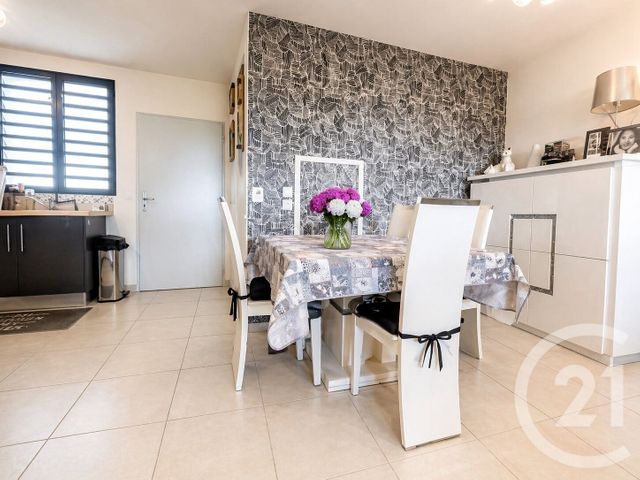 Appartement F3 à vendre - 3 pièces - 70.6 m2 - LA POSSESSION - 974 - REUNION - Century 21 Lancastel