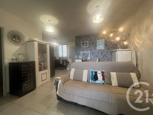 Appartement F3 à vendre - 3 pièces - 70.6 m2 - LA POSSESSION - 974 - REUNION - Century 21 Lancastel