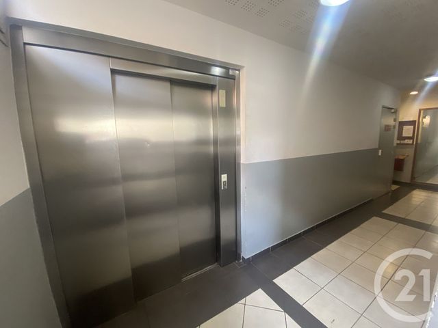 Appartement F2 à vendre - 2 pièces - 35.0 m2 - ST DENIS - 974 - REUNION - Century 21 Lancastel