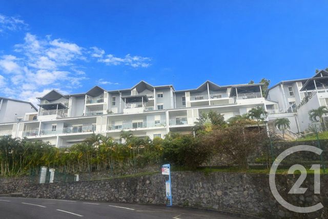 Appartement F2 à vendre - 2 pièces - 47.94 m2 - ST DENIS - 974 - REUNION - Century 21 Lancastel