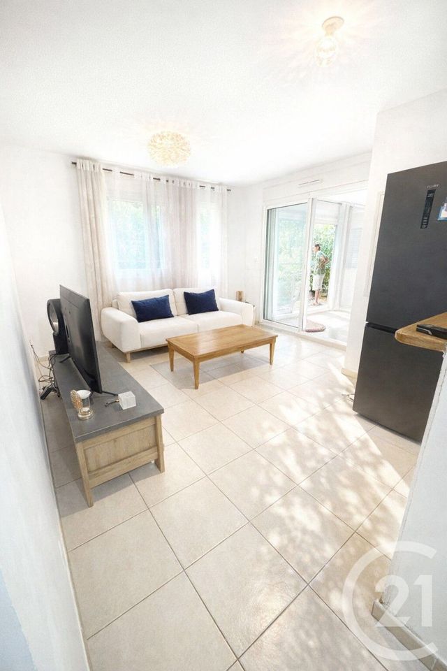 Appartement F2 à vendre - 2 pièces - 47.94 m2 - ST DENIS - 974 - REUNION - Century 21 Lancastel