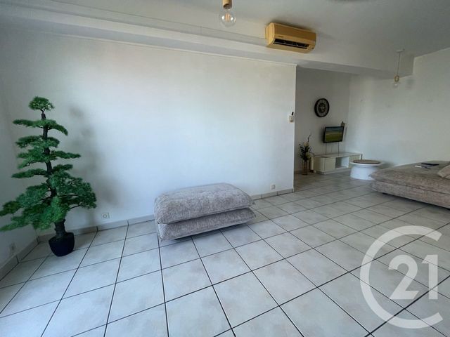 Appartement F3 à vendre - 3 pièces - 67.0 m2 - ST DENIS - 974 - REUNION - Century 21 Lancastel