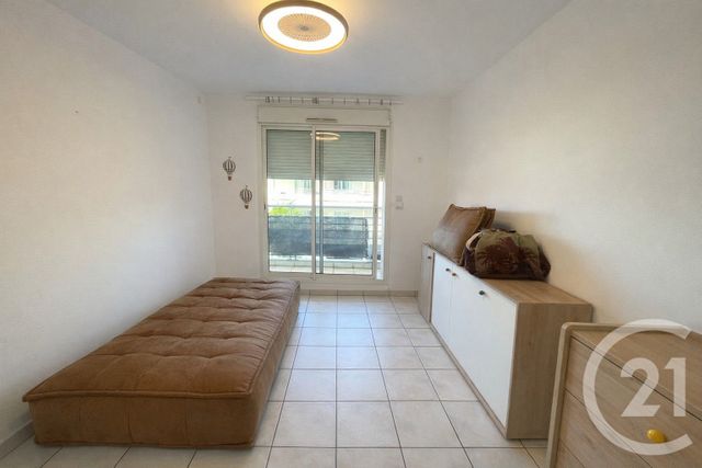 Appartement F3 à vendre - 3 pièces - 67.0 m2 - ST DENIS - 974 - REUNION - Century 21 Lancastel