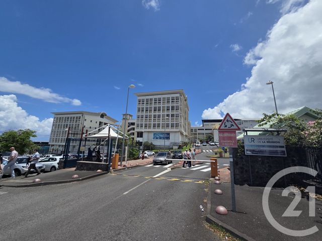 Appartement F1 à vendre - 1 pièce - 25.0 m2 - ST DENIS - 974 - REUNION - Century 21 Lancastel